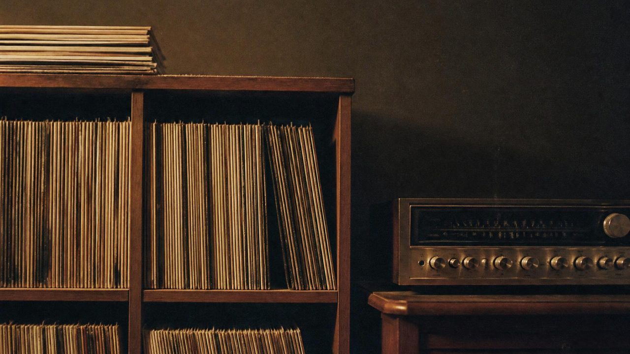 Shelf, Receiver — desktop wallpaper from Lo-Fi Home — Vol. 01